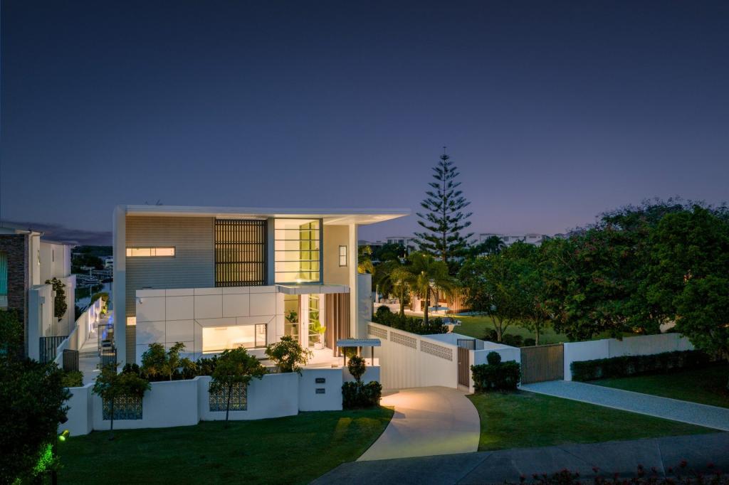 1019 Edgecliff Dr, Sanctuary Cove, QLD 4212