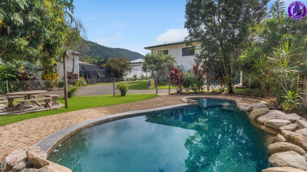 3 Cook St, Tully, QLD 4854