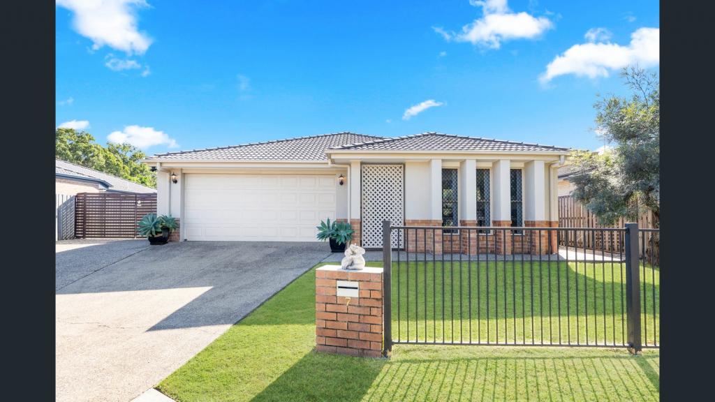 7 KENNEDY CT, URRAWEEN, QLD 4655