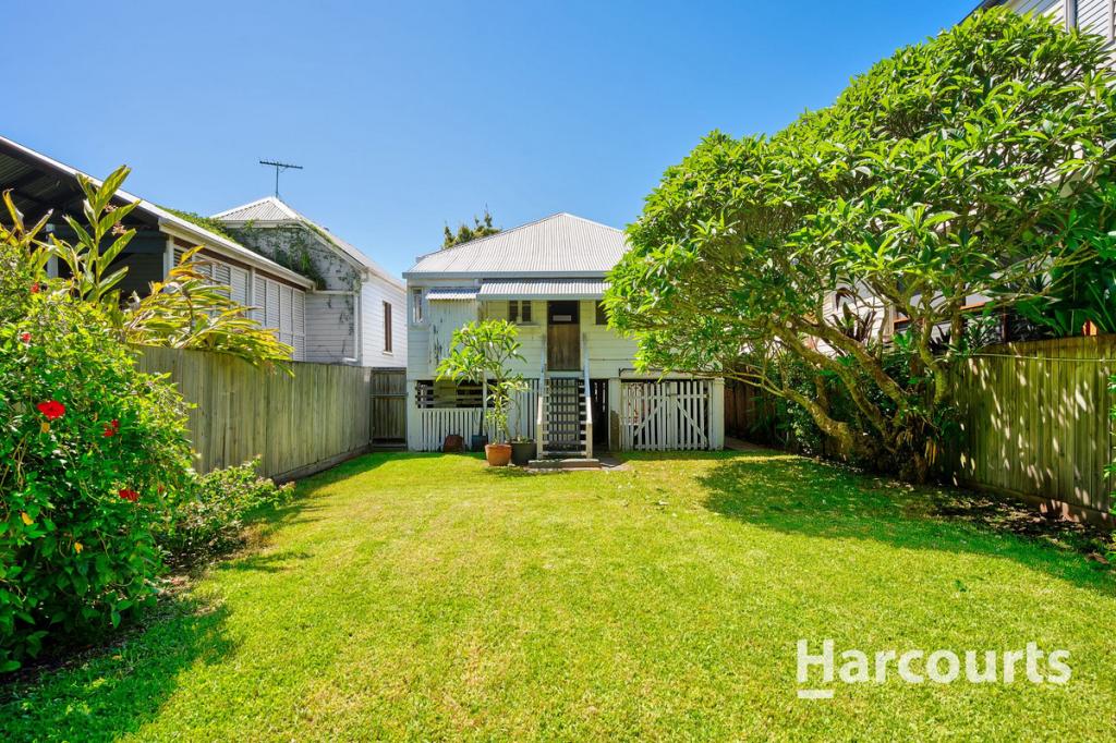 14 First Ave, Sandgate, QLD 4017