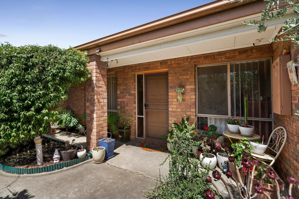 2/9 MONTEITH ST, ALTONA NORTH, VIC 3025