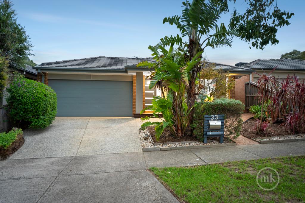 33 Peterborough Dr, Doreen, VIC 3754