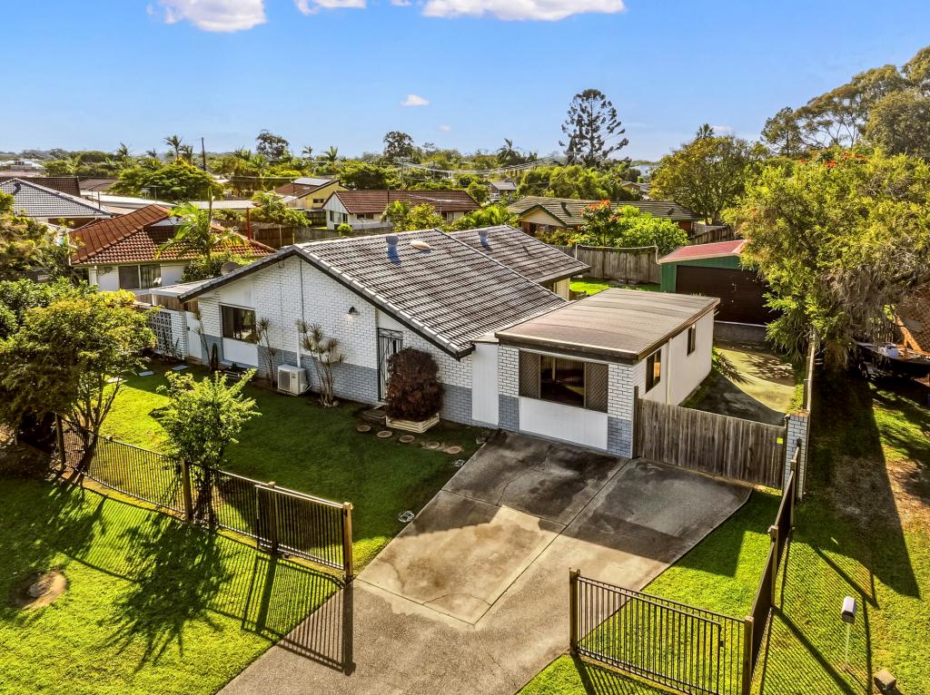 16 HODGES ST, REDCLIFFE, QLD 4020