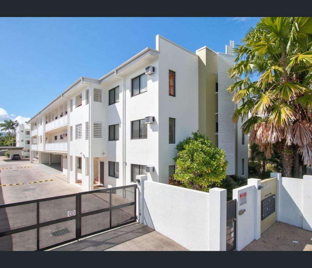 2/44-50 Pease St, Manoora, QLD 4870