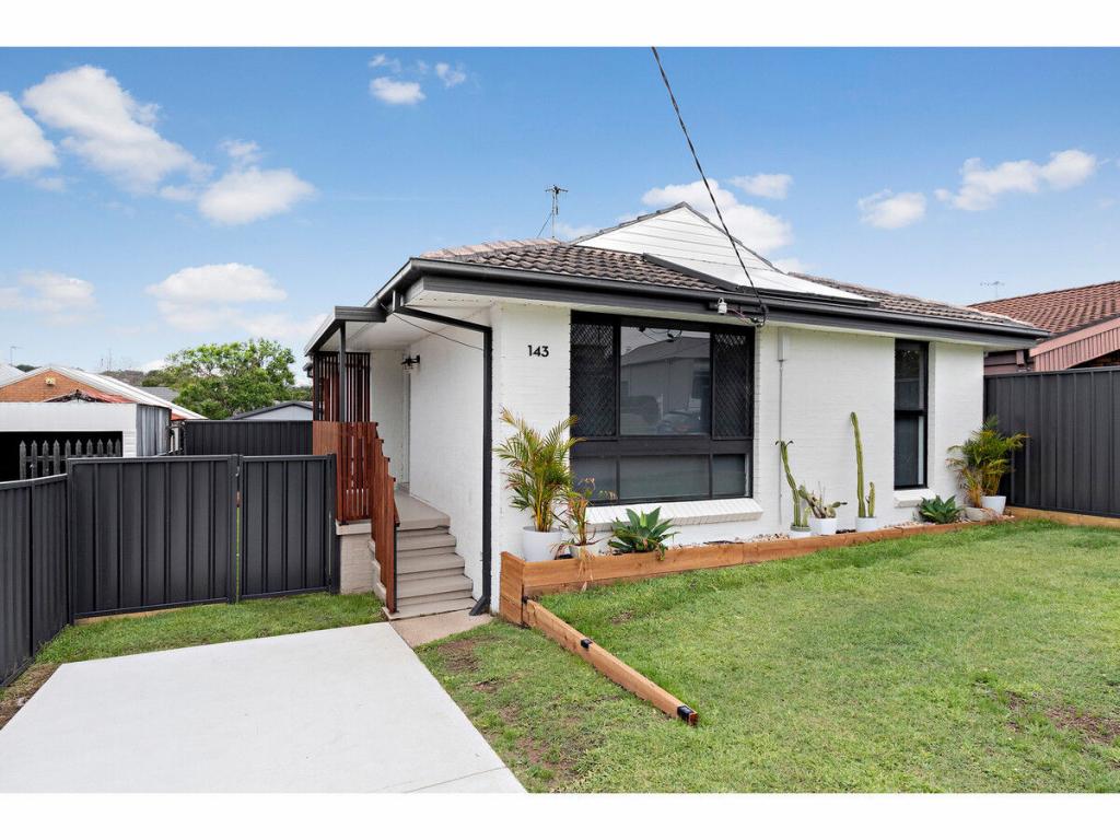 143 Victoria St, Adamstown, NSW 2289