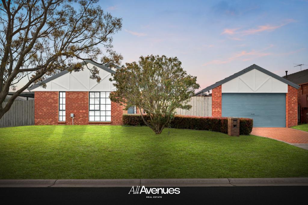 1 Oates Ct, Cranbourne North, VIC 3977