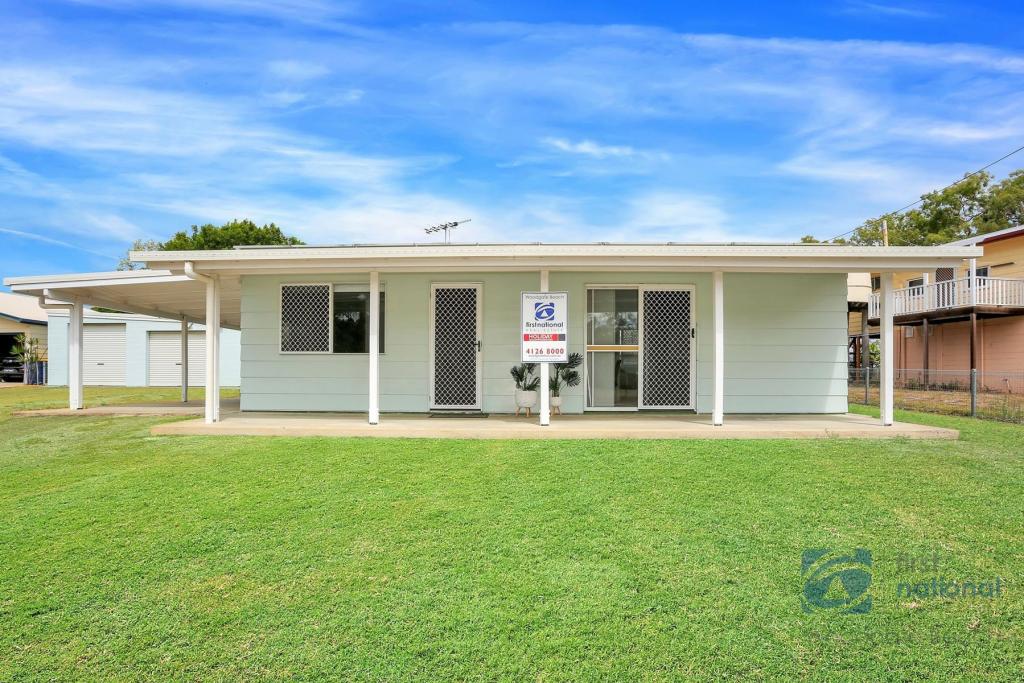 34 MANLEY SMITH DRIVE, WALKERS POINT, WOODGATE, QLD 4660