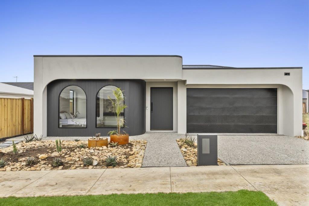 11 Danaher Ave, Waurn Ponds, VIC 3216