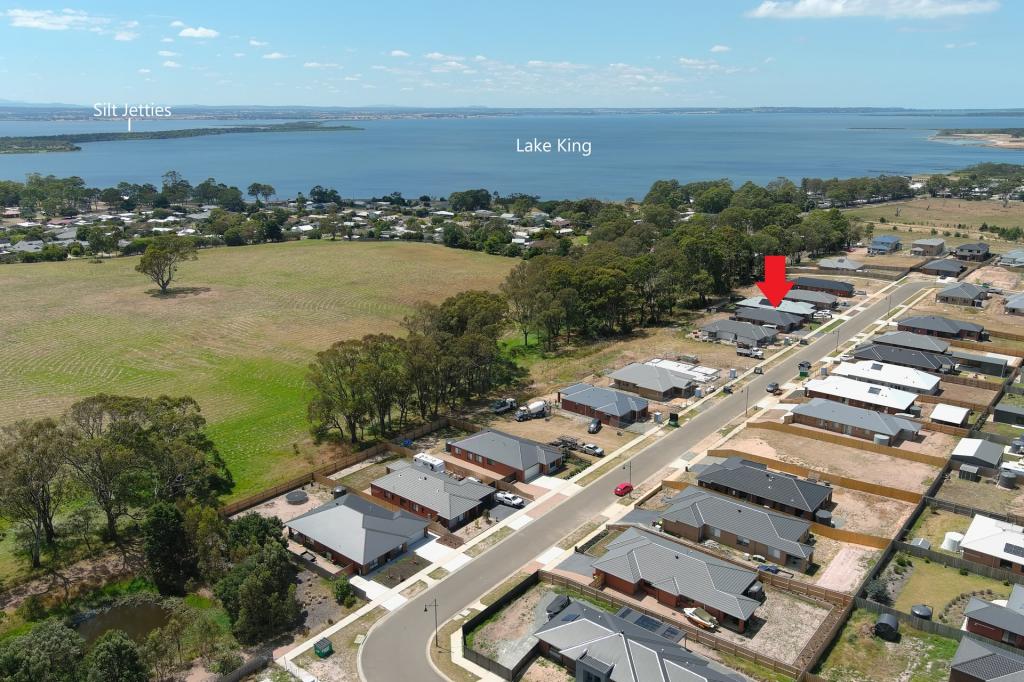 35 Houghton Cres, Eagle Point, VIC 3878