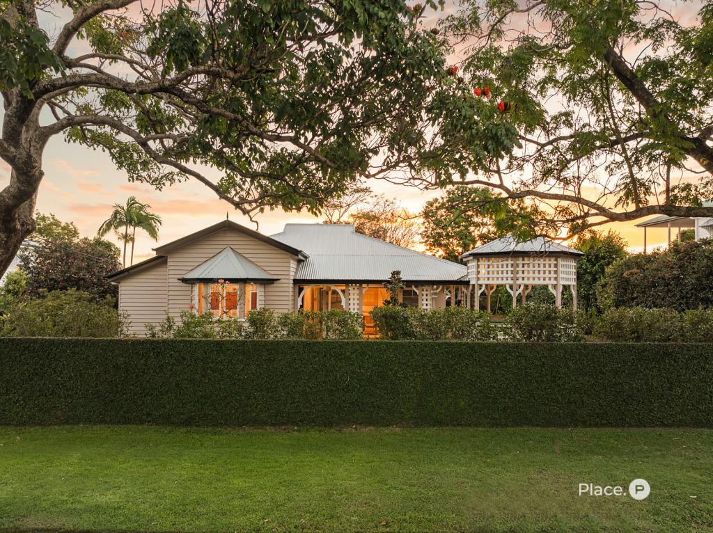 23 Dewar Tce, Sherwood, QLD 4075