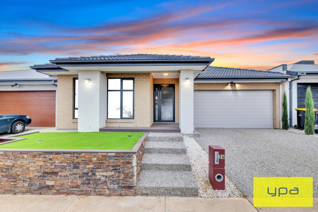 24 Moombil Rd, Truganina, VIC 3029