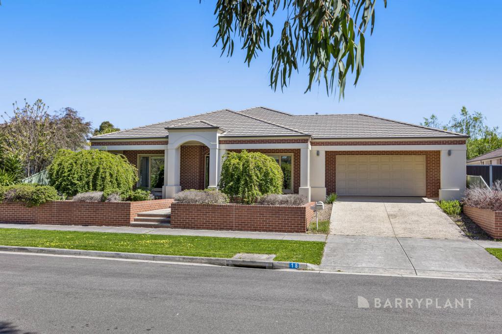 18 Waterford Dr, Miners Rest, VIC 3352