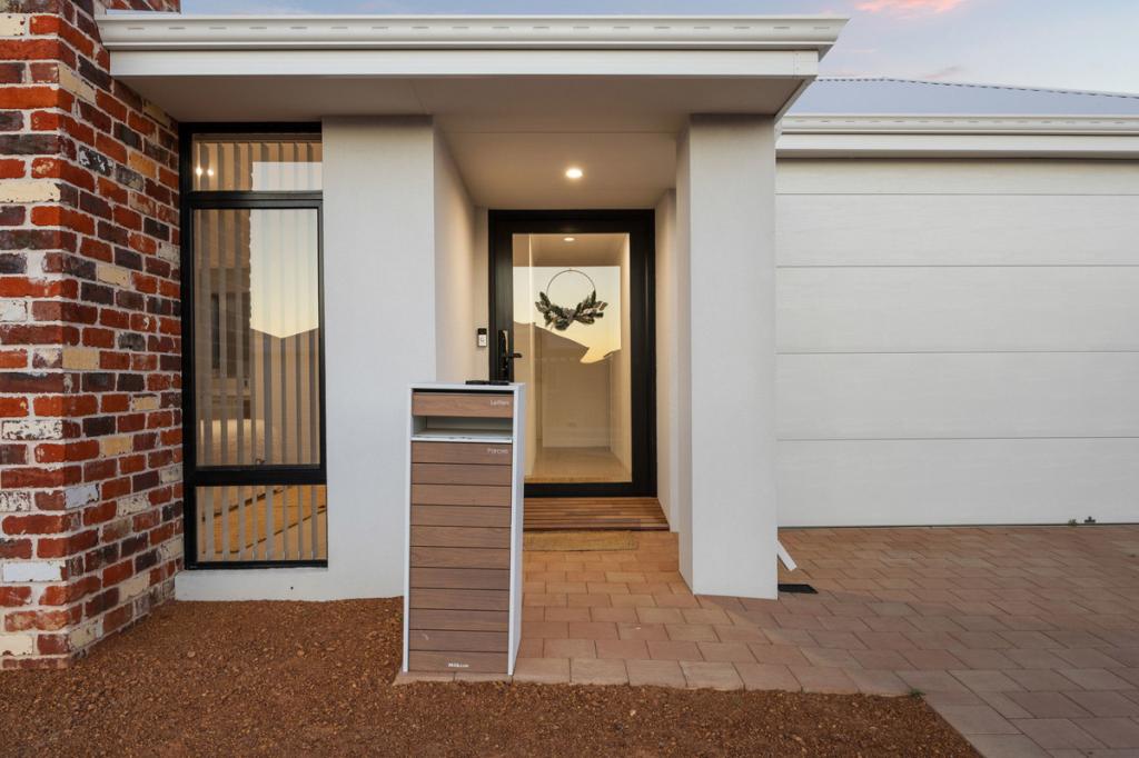 83 Formby Rd, Meadow Springs, WA 6210