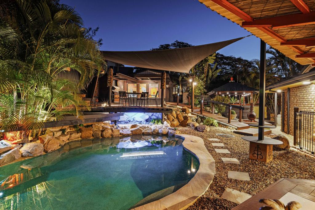 25 Turnberry Cres, Albany Creek, QLD 4035