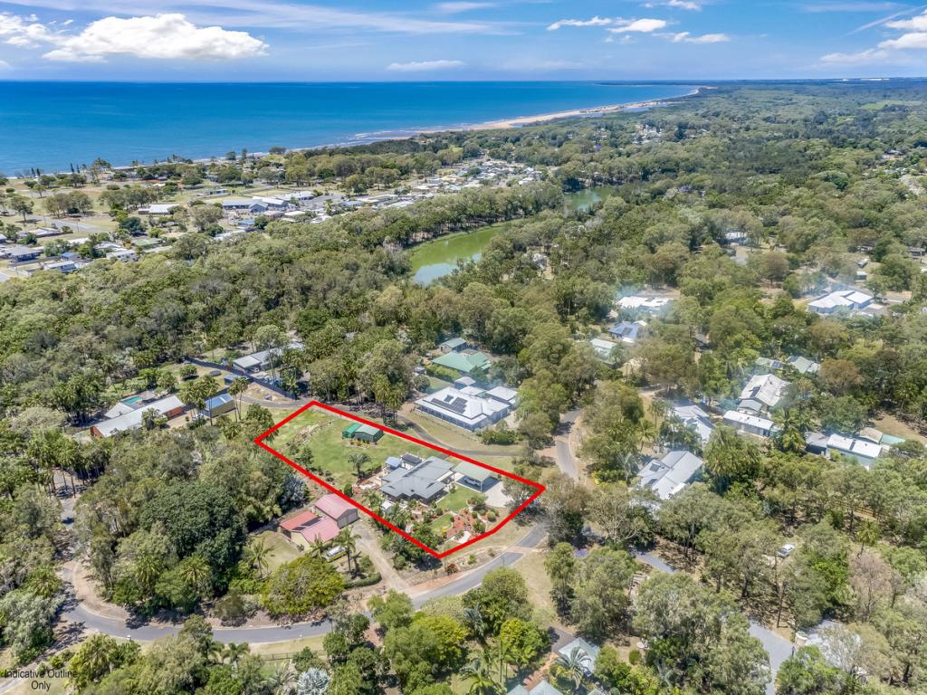 5 WOODLANDS LANE, MOORE PARK BEACH, QLD 4670