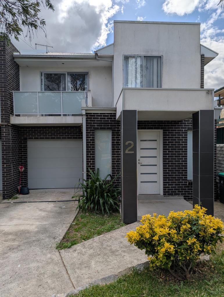 2/173 Old Kent Rd, Greenacre, NSW 2190