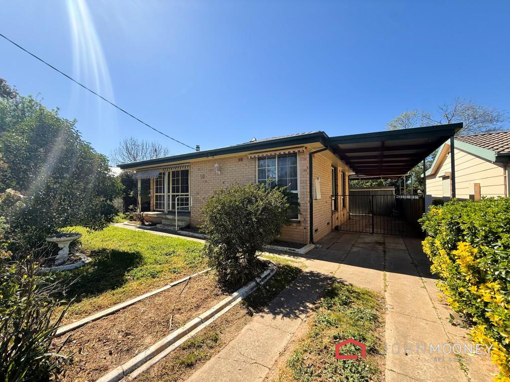 20 Chifley Cres, Kooringal, NSW 2650
