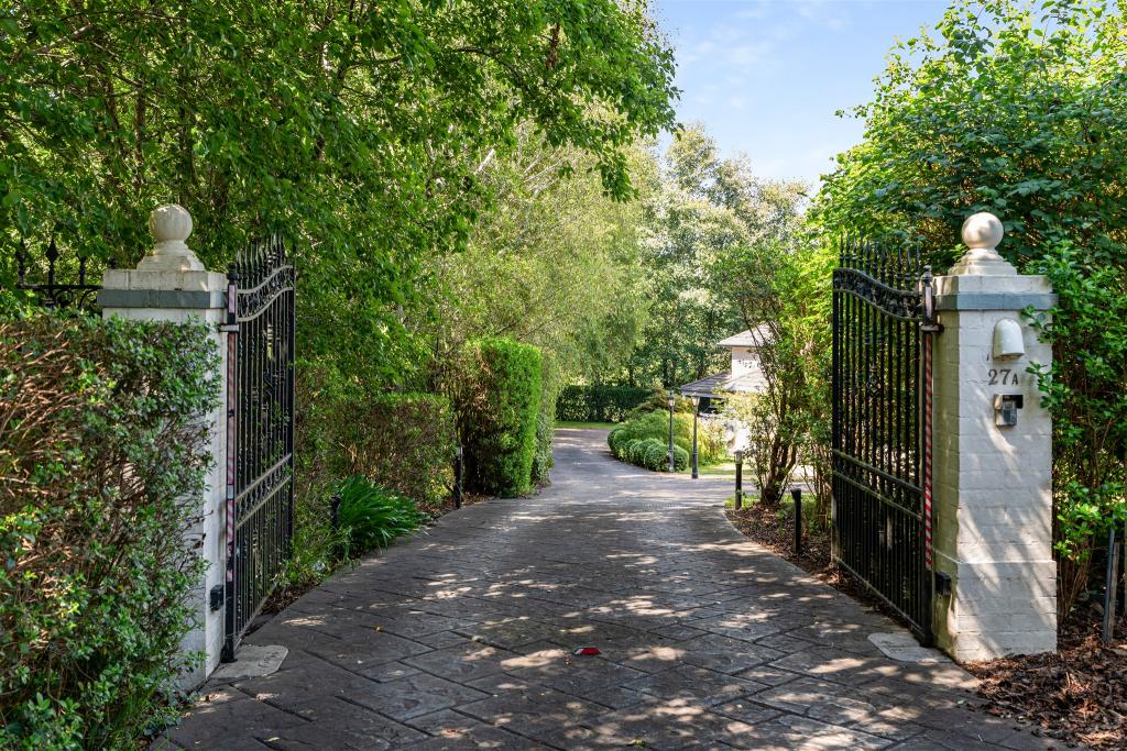 27a Werrington St, Burradoo, NSW 2576