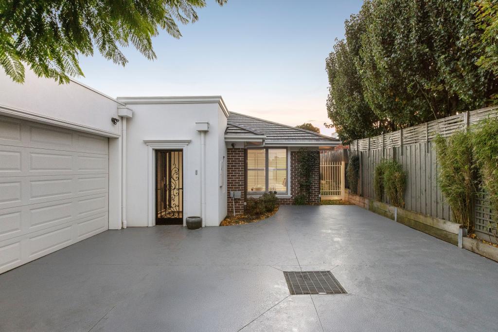 1B WEEROONA RD, MURRUMBEENA, VIC 3163