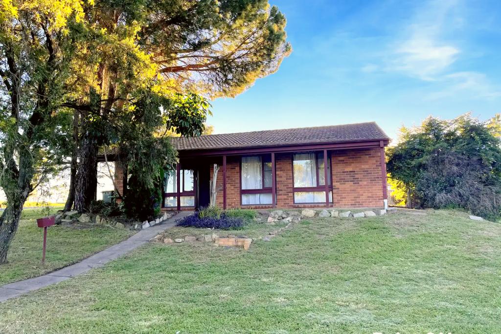 52 Wollombi Rd, Muswellbrook, NSW 2333