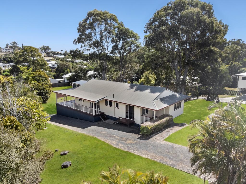 77 Panorama Dr, Dundowran Beach, QLD 4655