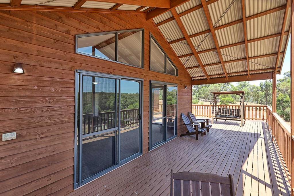 14 Honeybush Vsta, Jarrahdale, WA 6124
