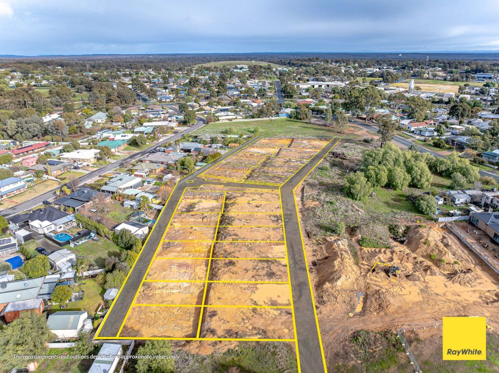 17-35 Poplar St, California Gully, VIC 3556