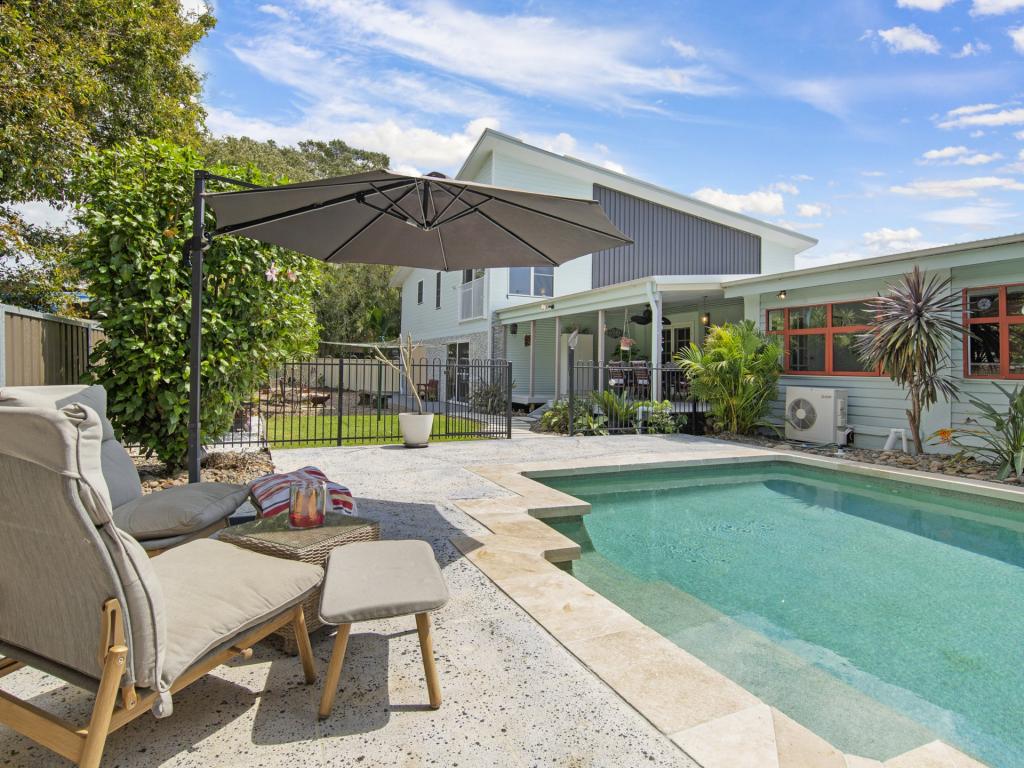 4 Villa Cl, Budgewoi, NSW 2262