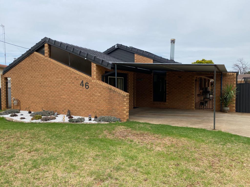 46 Russell St, Parkes, NSW 2870