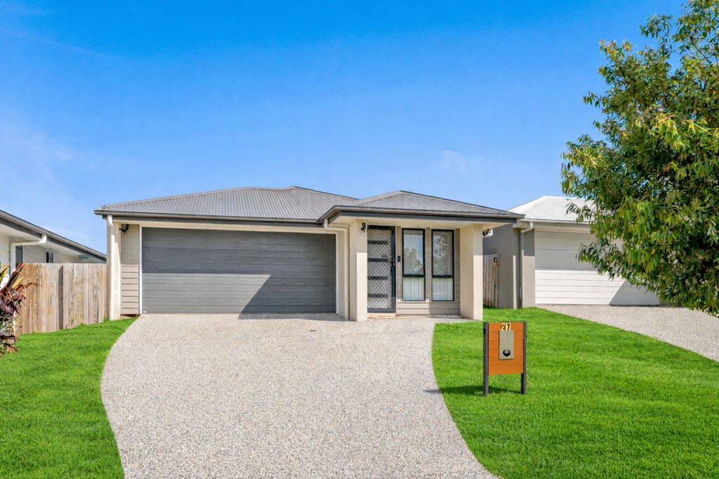 27 Locke Cres, Redbank Plains, QLD 4301