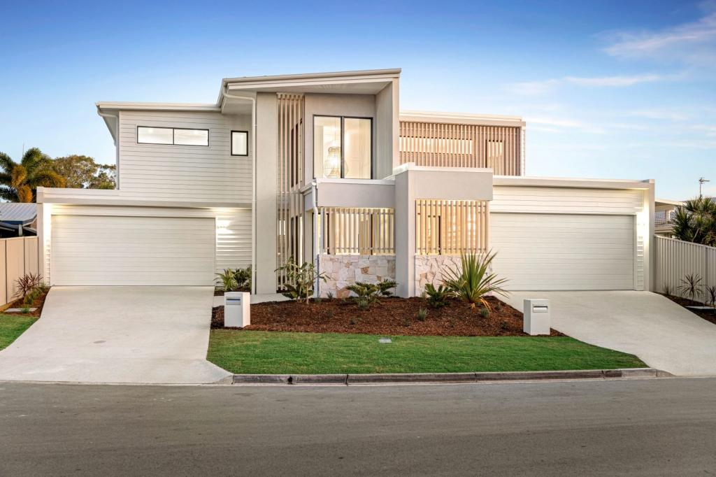 2/8 Tagera St, Warana, QLD 4575