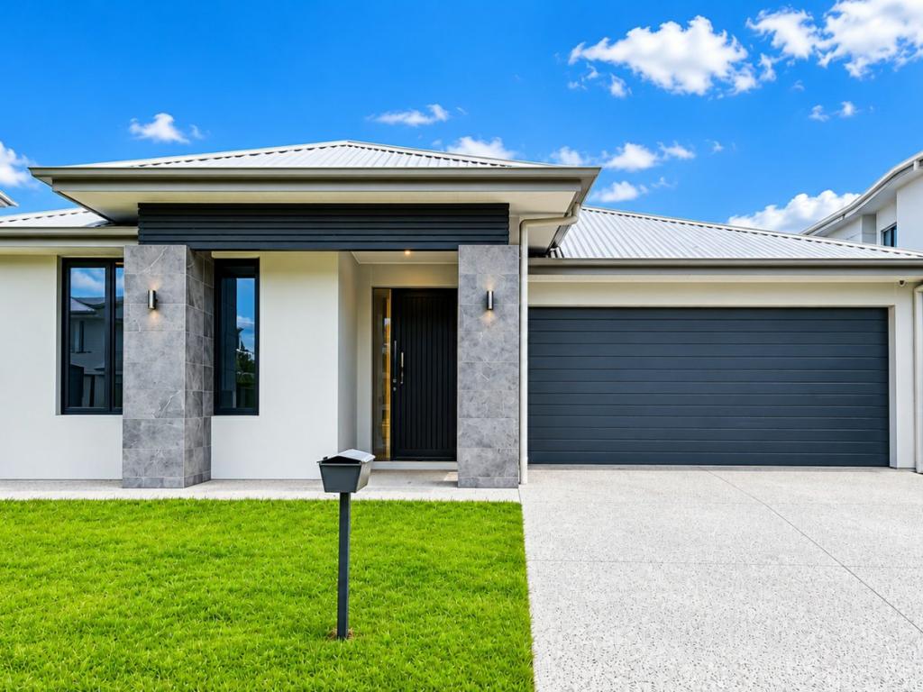 27 Ullapool St, Heathwood, QLD 4110