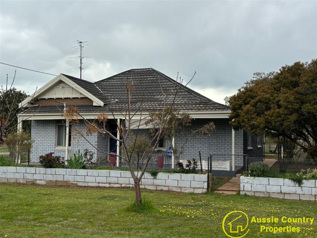 37- 41 Thornber St, Oaklands, NSW 2646