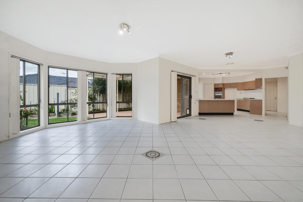 11 Padua Cl, Prestons, NSW 2170