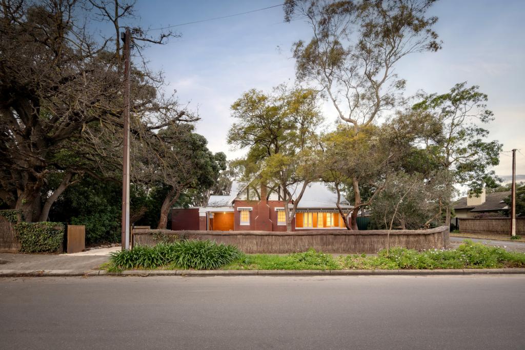 3 Belmont St, Lower Mitcham, SA 5062