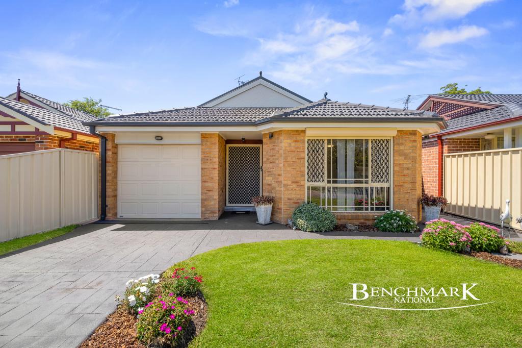 18 Corrin Ct, Wattle Grove, NSW 2173