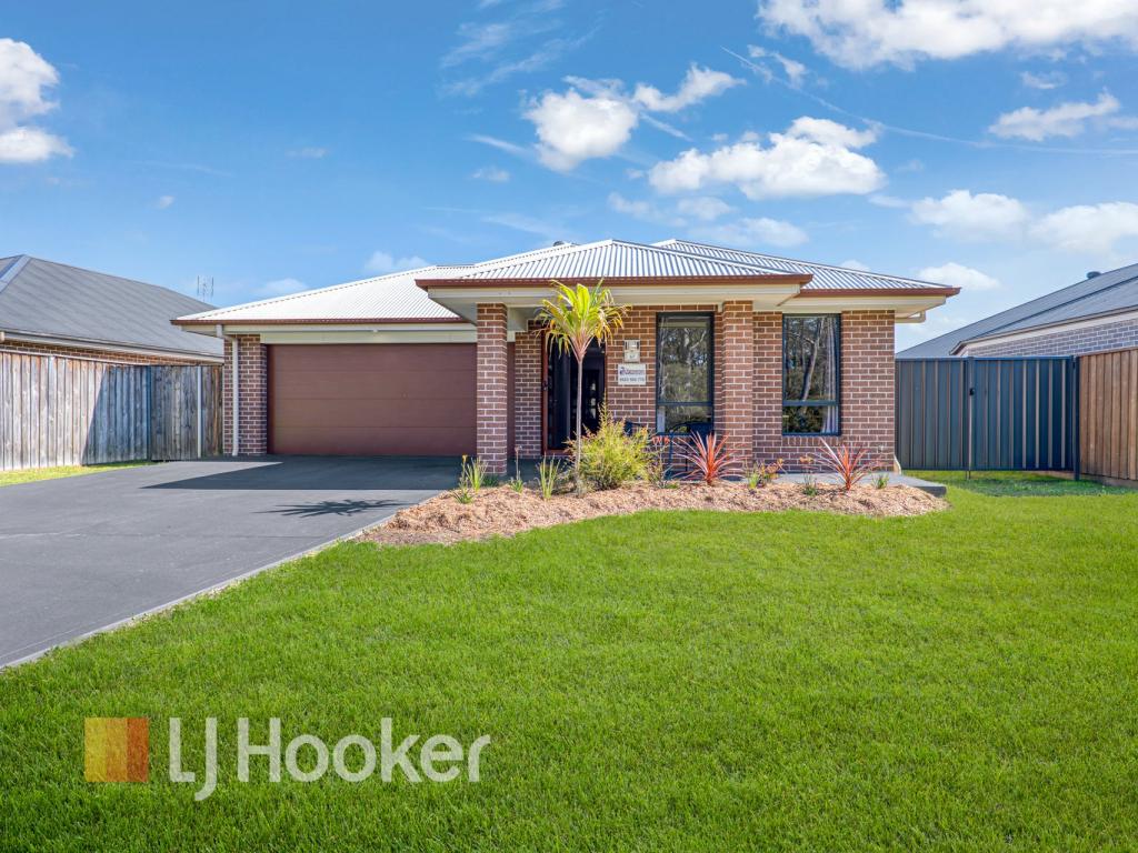 67 MAYA DR, MEDOWIE, NSW 2318