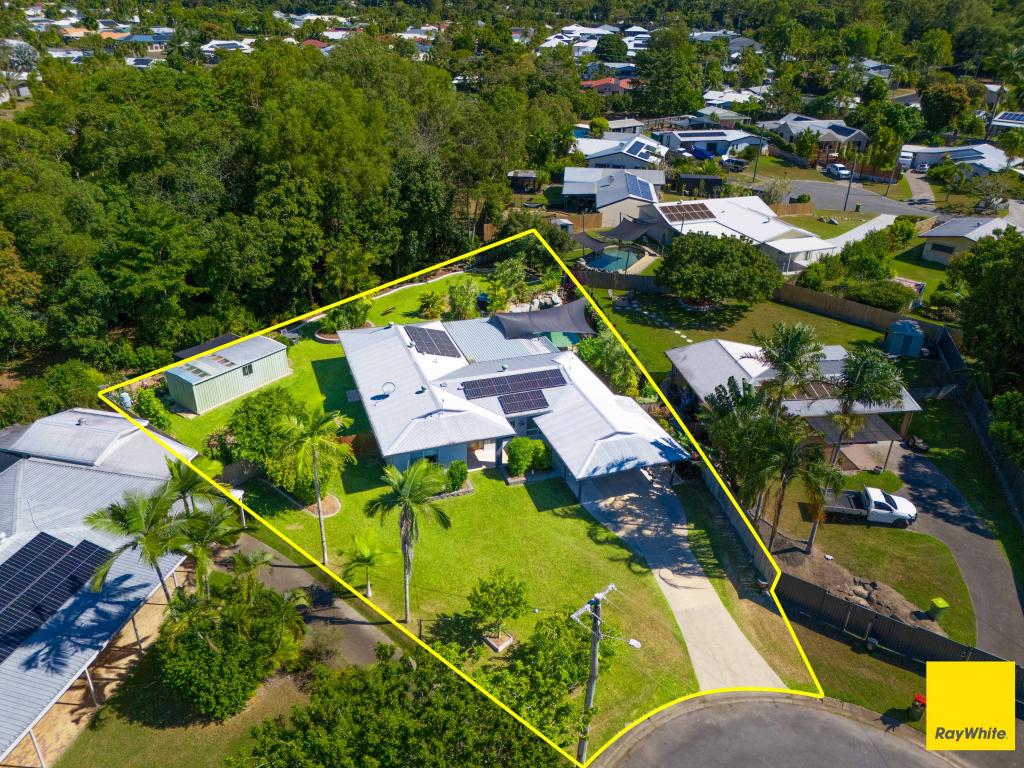 1 NEWPORT CL, KEWARRA BEACH, QLD 4879