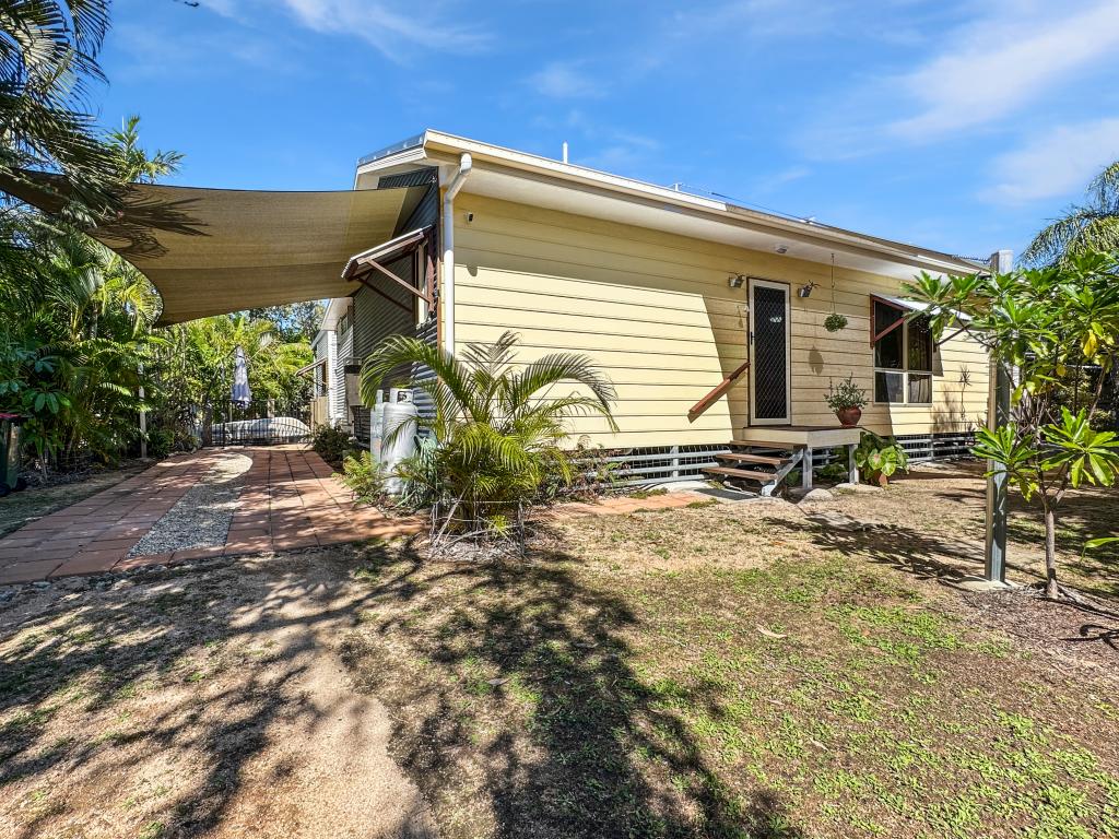 23 Corica Cres, Horseshoe Bay, QLD 4819