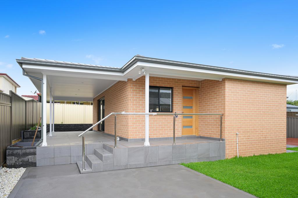 8a Price St, South Penrith, NSW 2750