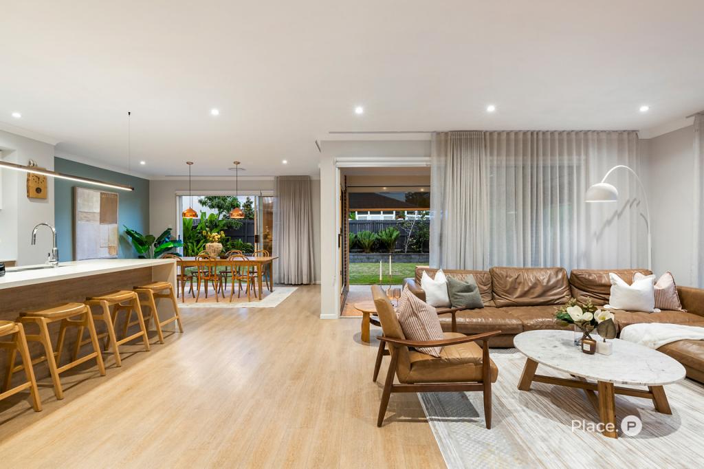 38 Miner Cres, Pallara, QLD 4110