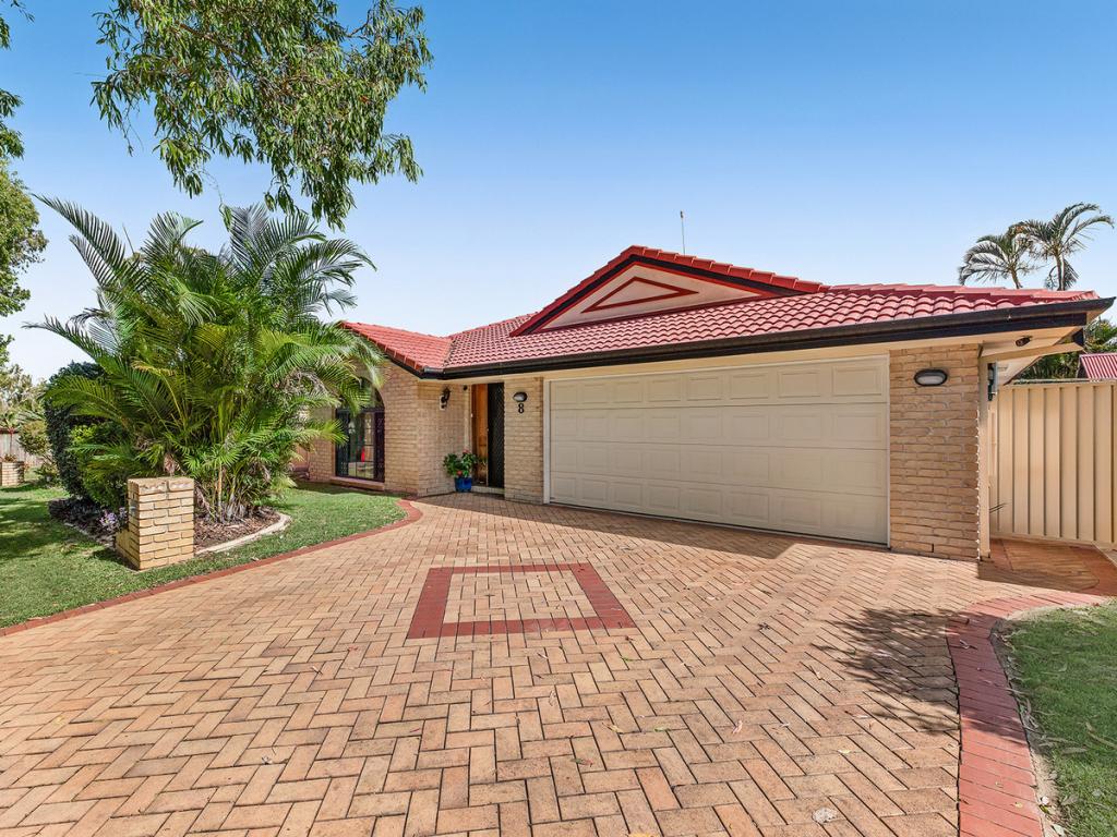 8 Battersea Cl, Forest Lake, QLD 4078