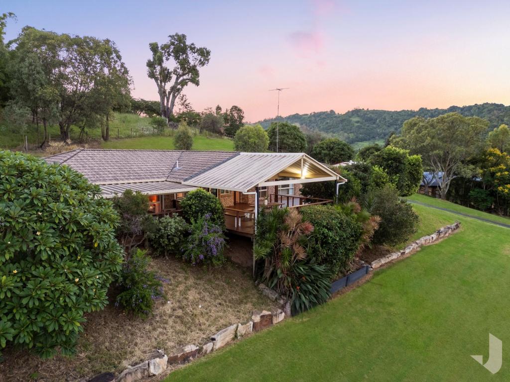 19 Manderson Ct, Belivah, QLD 4207