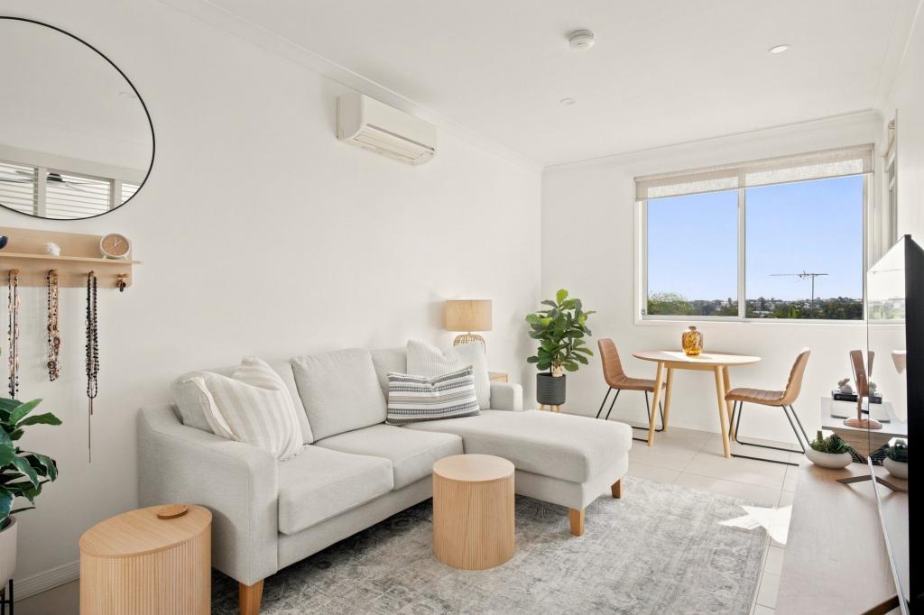 10/2 Ballymore St, Kelvin Grove, QLD 4059