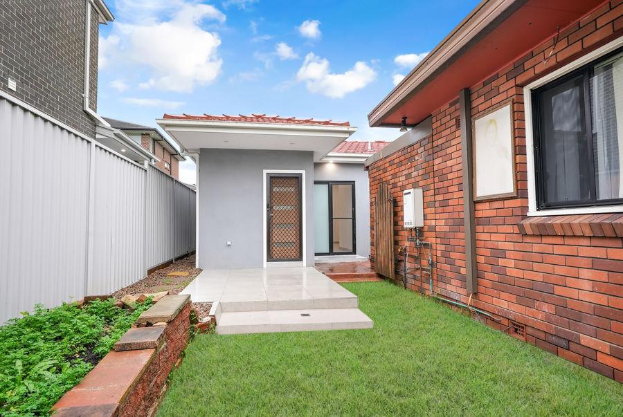 63a Warwick Rd, Merrylands, NSW 2160
