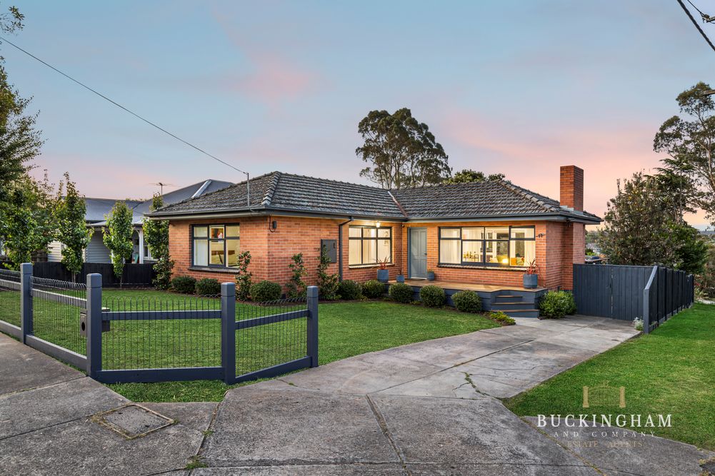 17 Parkview Ave, Greensborough, VIC 3088