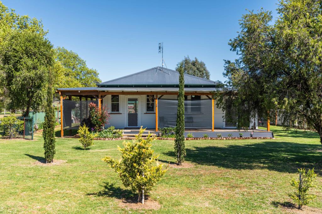 16 Bruce St, Cumnock, NSW 2867