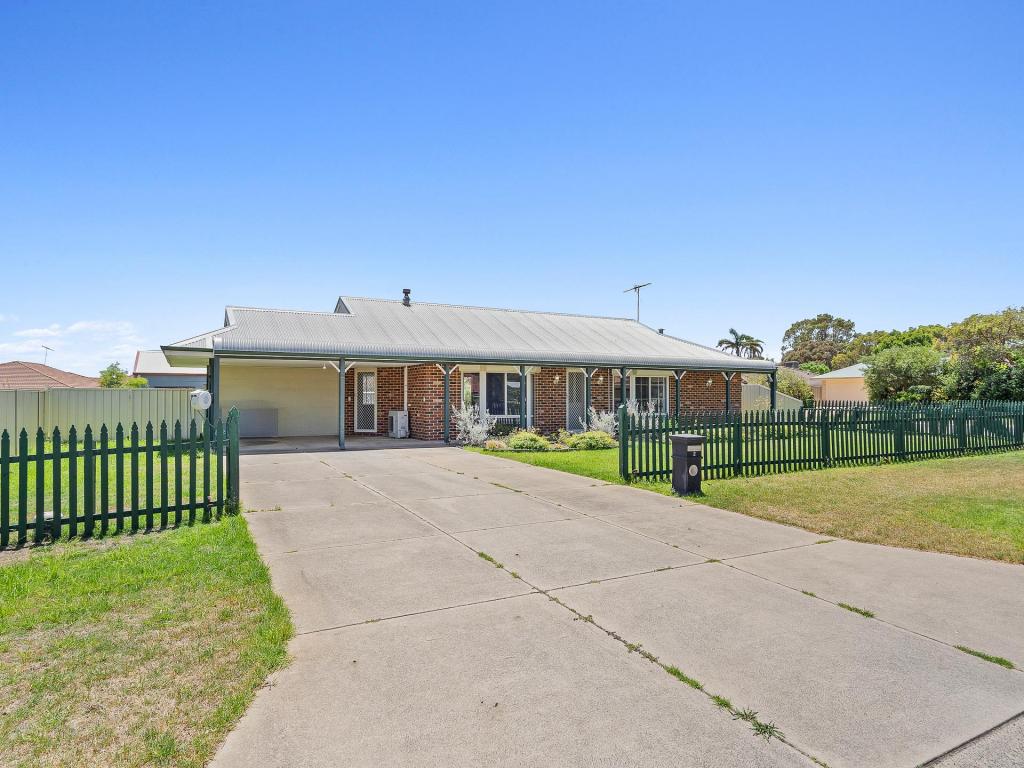 2 Fairway Cres, Meadow Springs, WA 6210