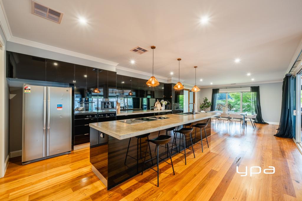 9 Nelson Ct, Gisborne, VIC 3437