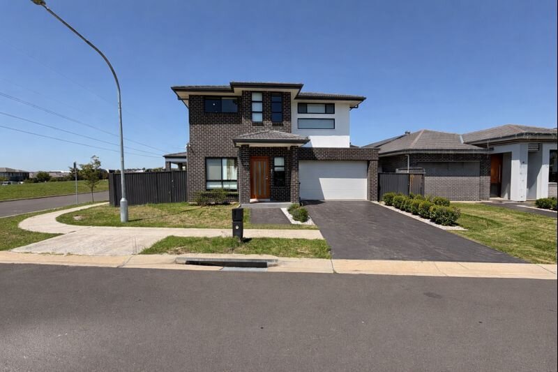 25B LONG REEF CCT, GREGORY HILLS, NSW 2557